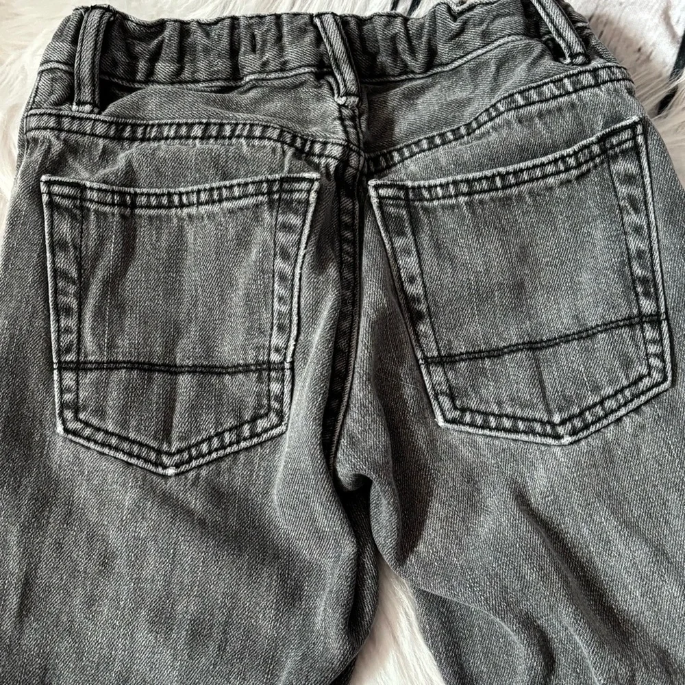 Gap Kids Boys Size 8 Gray‎ Straight Leg Jeans Elastic Waist Zipper Close Denim